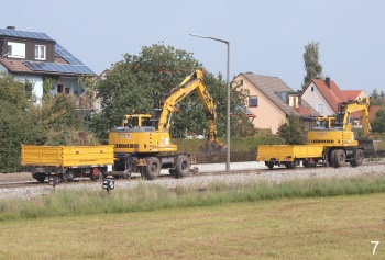 2-Wege-Bagger am 050914 in P-aurach